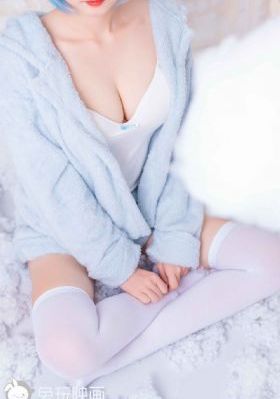 《年轻女医生》在线观看_高清在线视频播放
